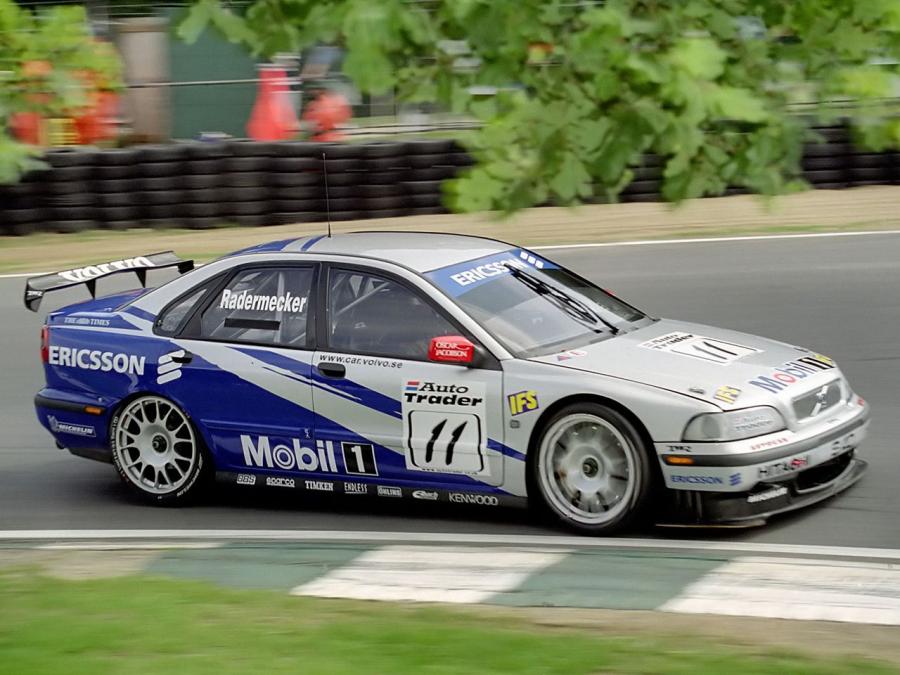  Volvo S40 TWR BTCC 1997 года  (фото 2 из 4)